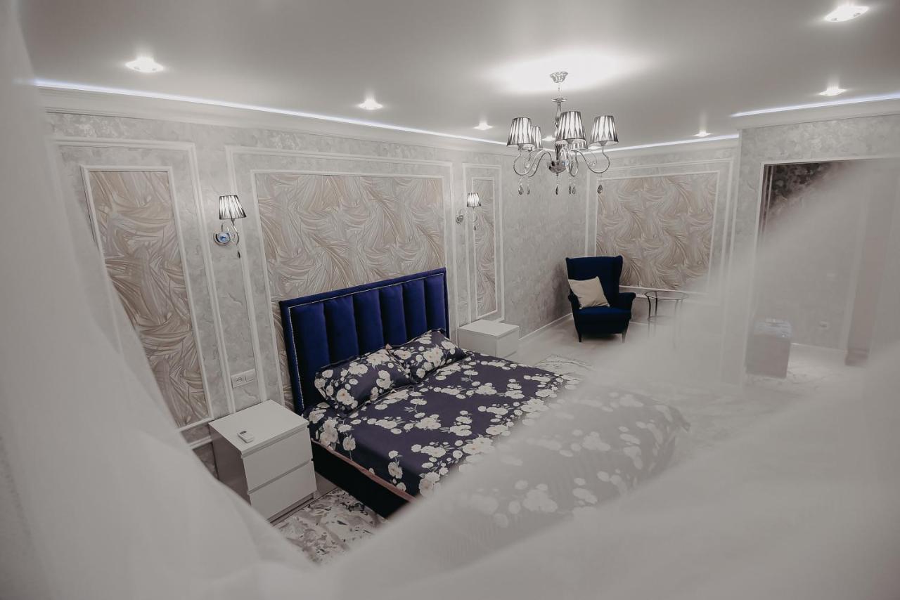 Vip Апартаменты Однокомнатная Квартира Oral Exterior foto