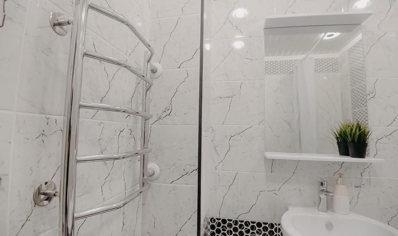 Vip Апартаменты Однокомнатная Квартира Oral Exterior foto