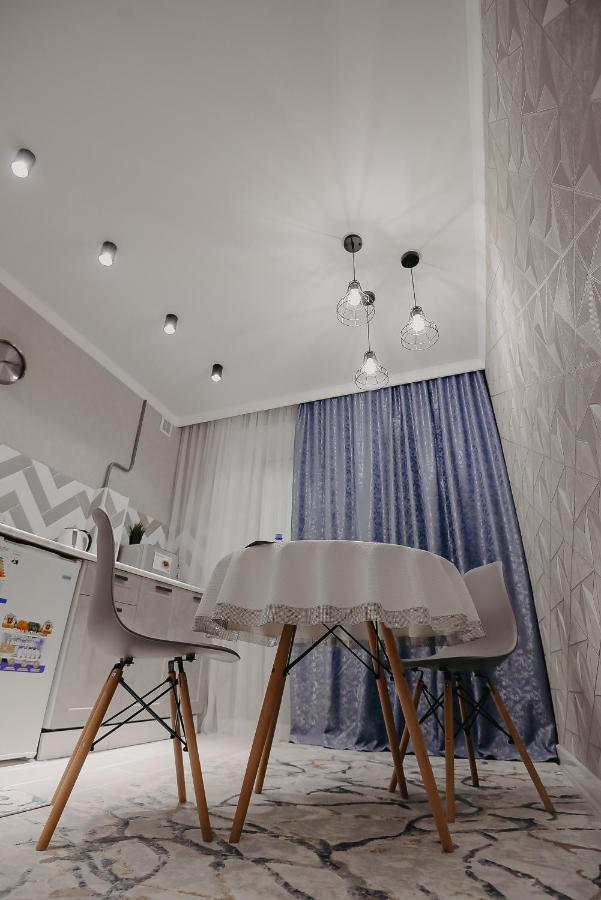 Vip Апартаменты Однокомнатная Квартира Oral Exterior foto